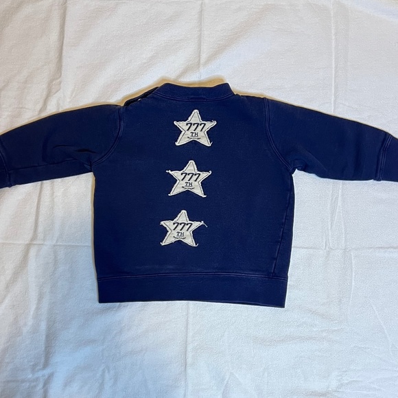 12m-18m   1hoodie  1jean  4 long t-shirts. - Picture 8 of 11